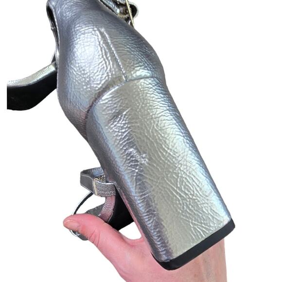 Northstrom Rack Heels Size 8 silver gray - Picture 8 of 8